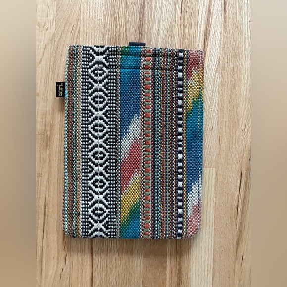 Catori Boho Tablet / iPad Case with Zipper Pocket - Picture 2 of 6